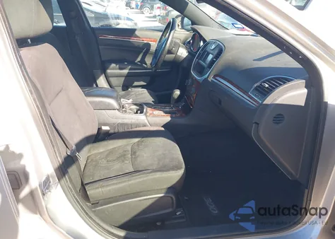 2012 Chrysler 300 z USA, uszkodzony, nr VIN 2C3CCAAGXCH116445